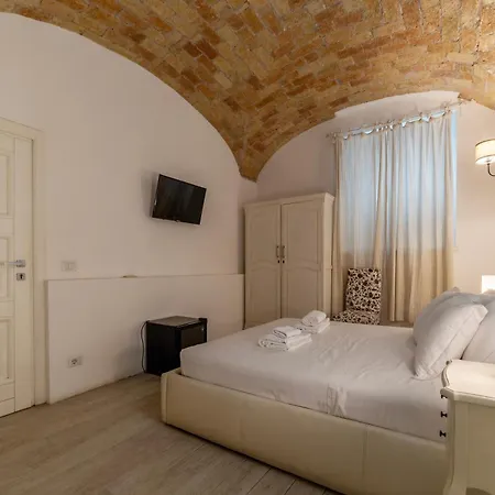 Major 93 ゲストハウス ローマ